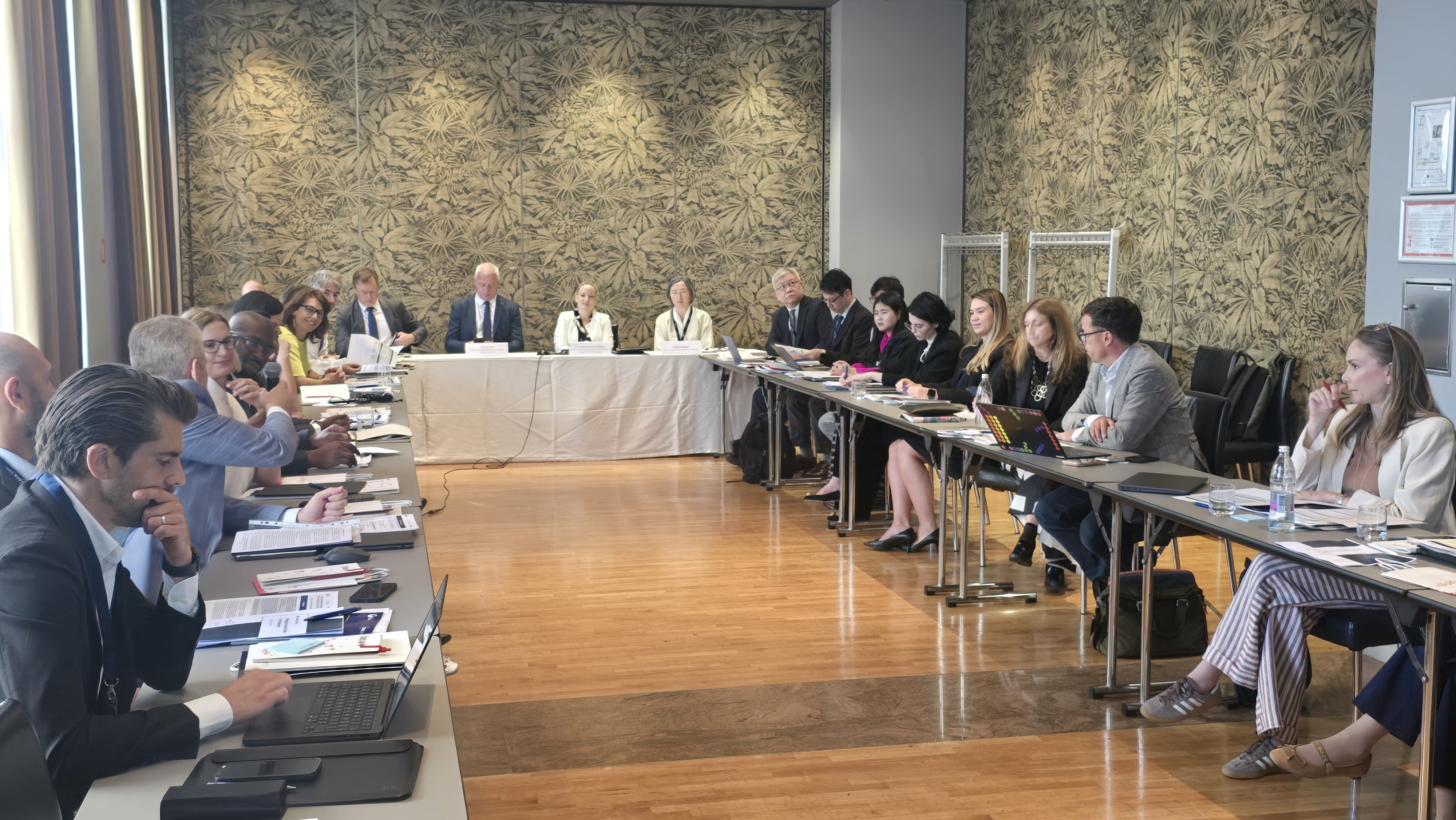 Globalno srečanje strokovnjakov o inteligentnih orodjih za učinkovitejše delo protikorupcijskih organov poteka v Ljubljani.