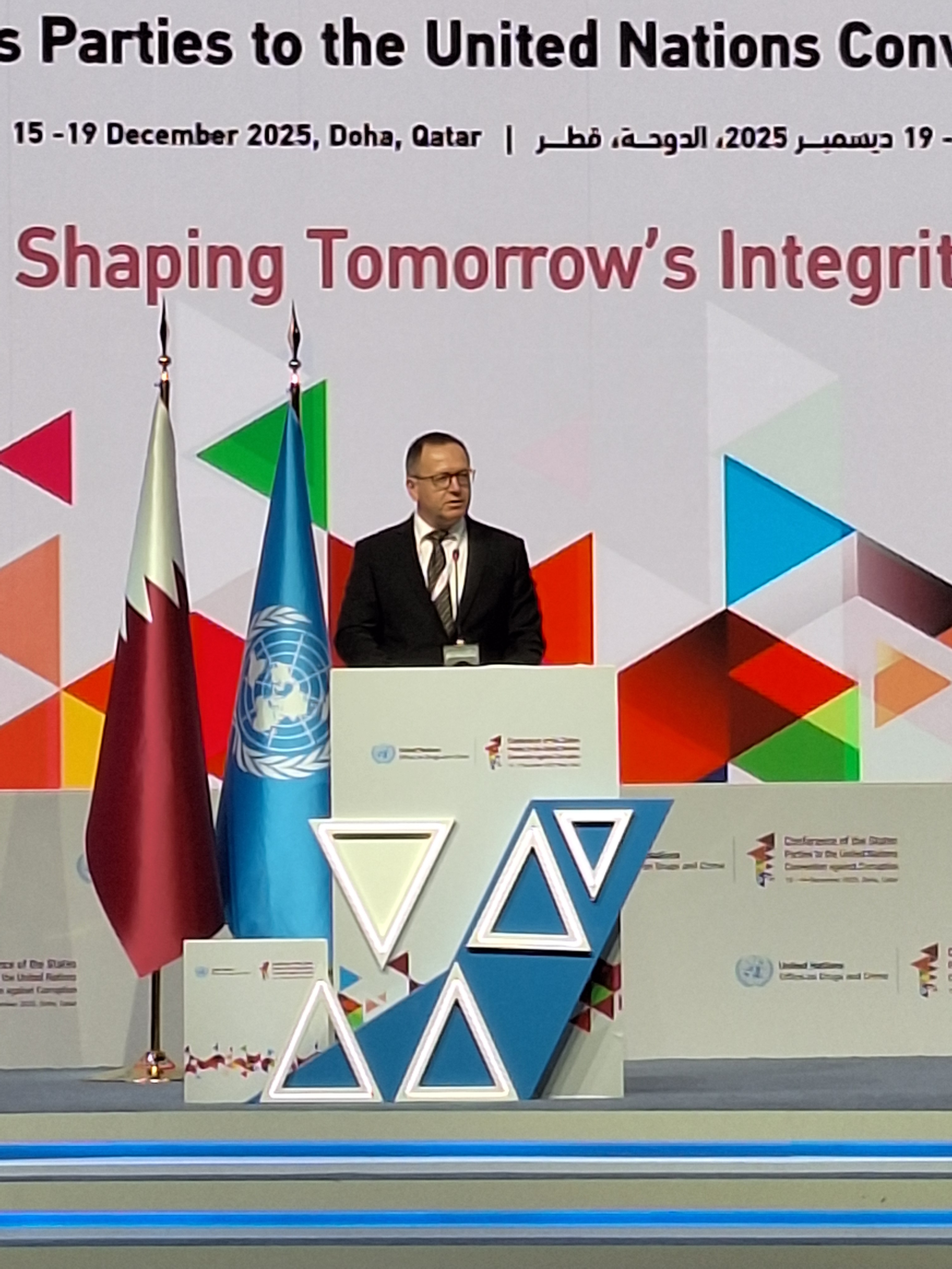 dr. Robert Šumi, Doha