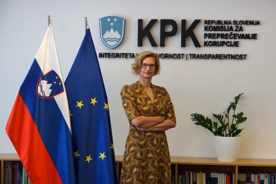 Tina Divjak, namestnica predsednika Komisije