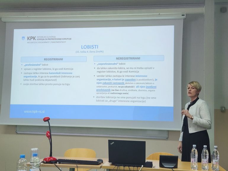 Katja Mihelič Sušnik med usposabljanjem (foto: Luka Koper)