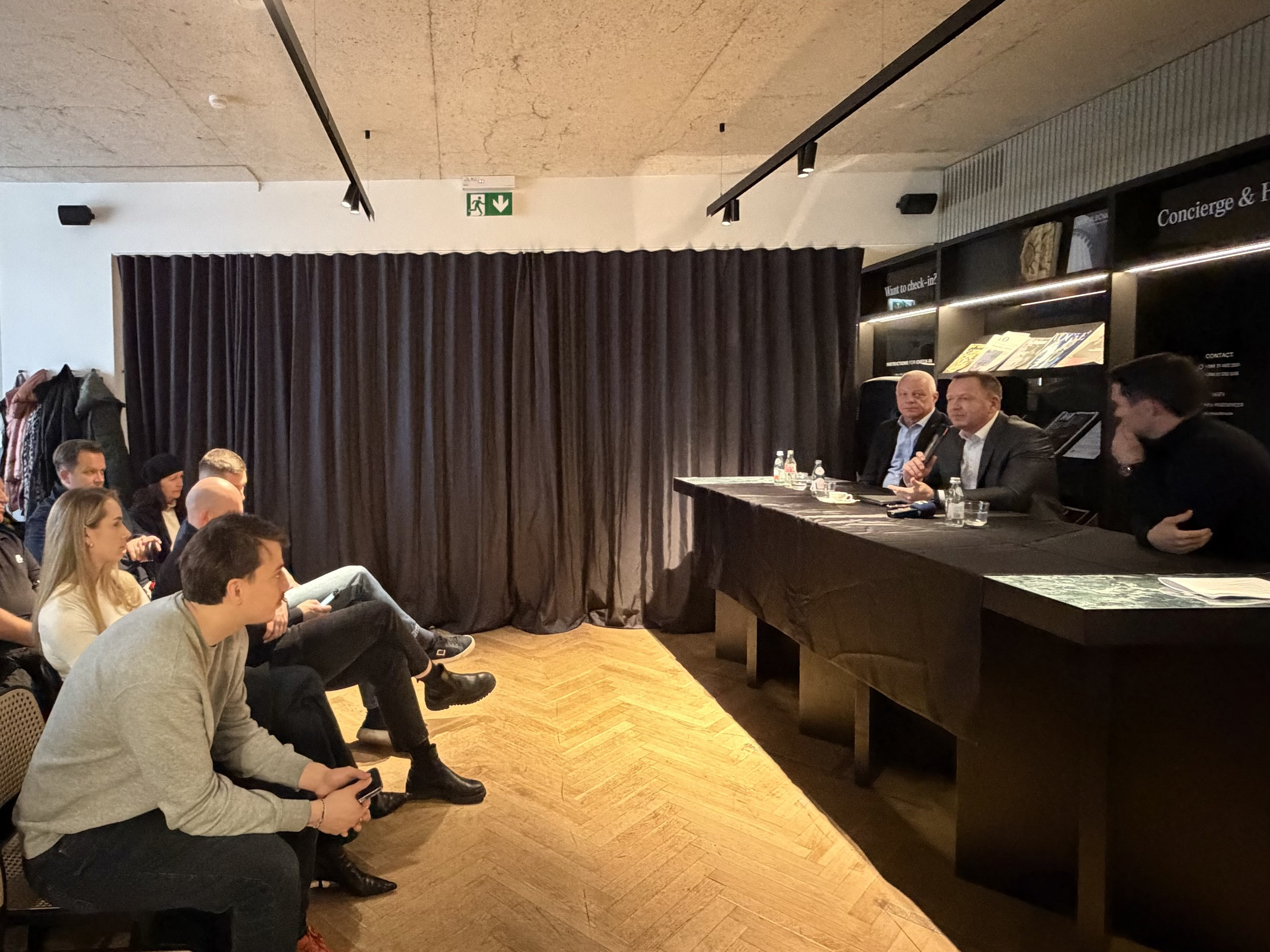 O preprečevanju korupcije sta spregovorila nekdanji in aktualni predsednik komisije Drago Kos in Robert Šumi.