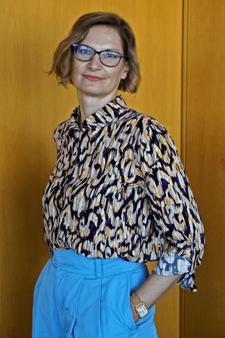 Tina Divjak, namestnica predsednika Komisije