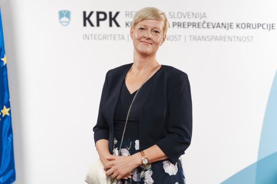 Vodja Službe za operativo na Komisiji Katja Mihelič Sušnik