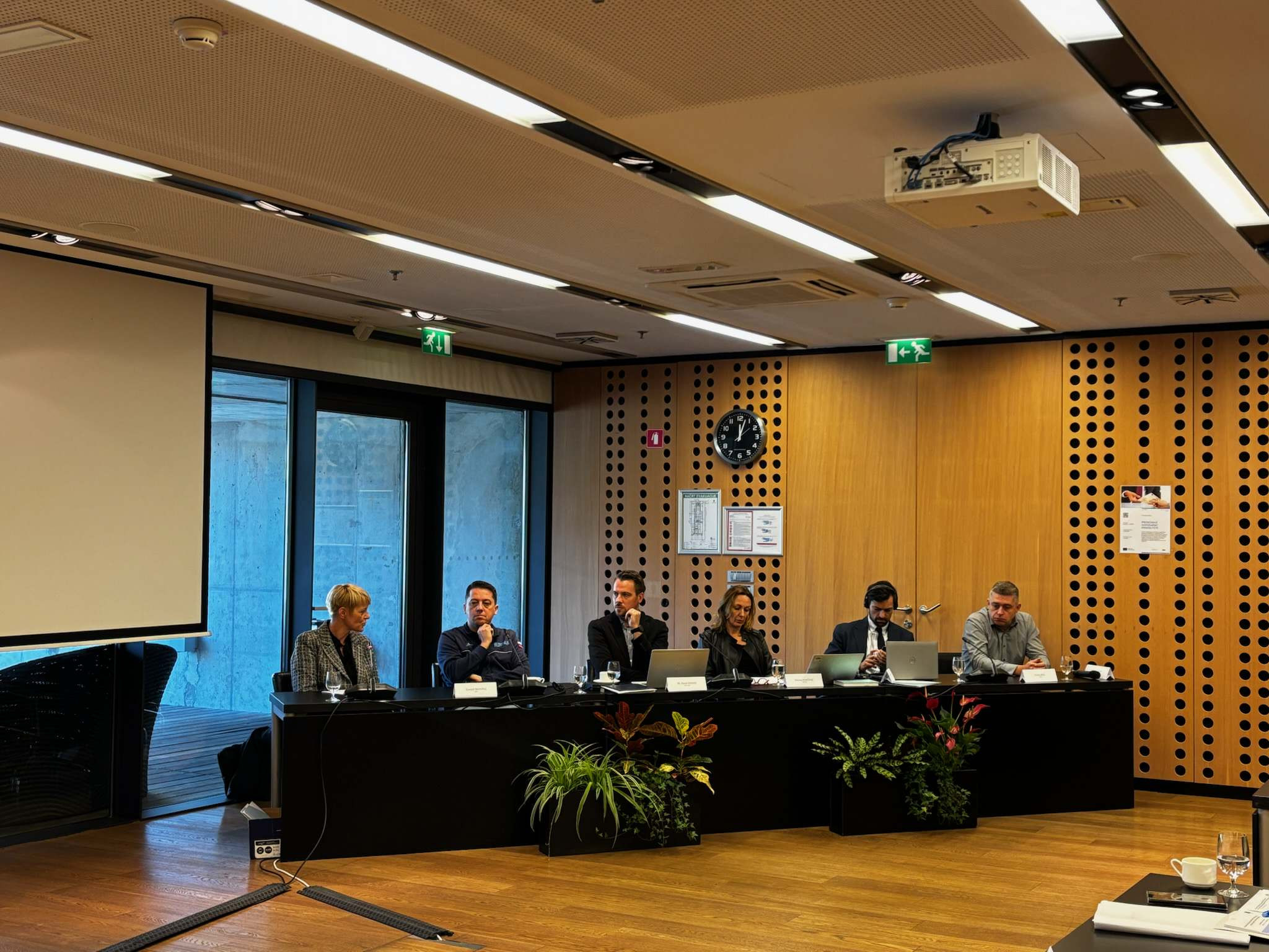 Kms Okrogla Miza 17 10 2025 1