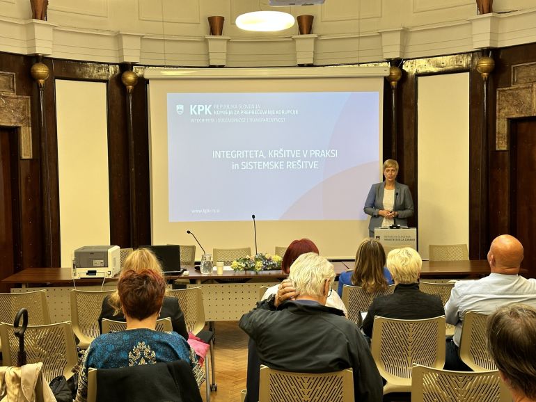 Katja Mihelič Sušnik na usposabljanju na Ministrstvu za zdravje. Foto: MZ