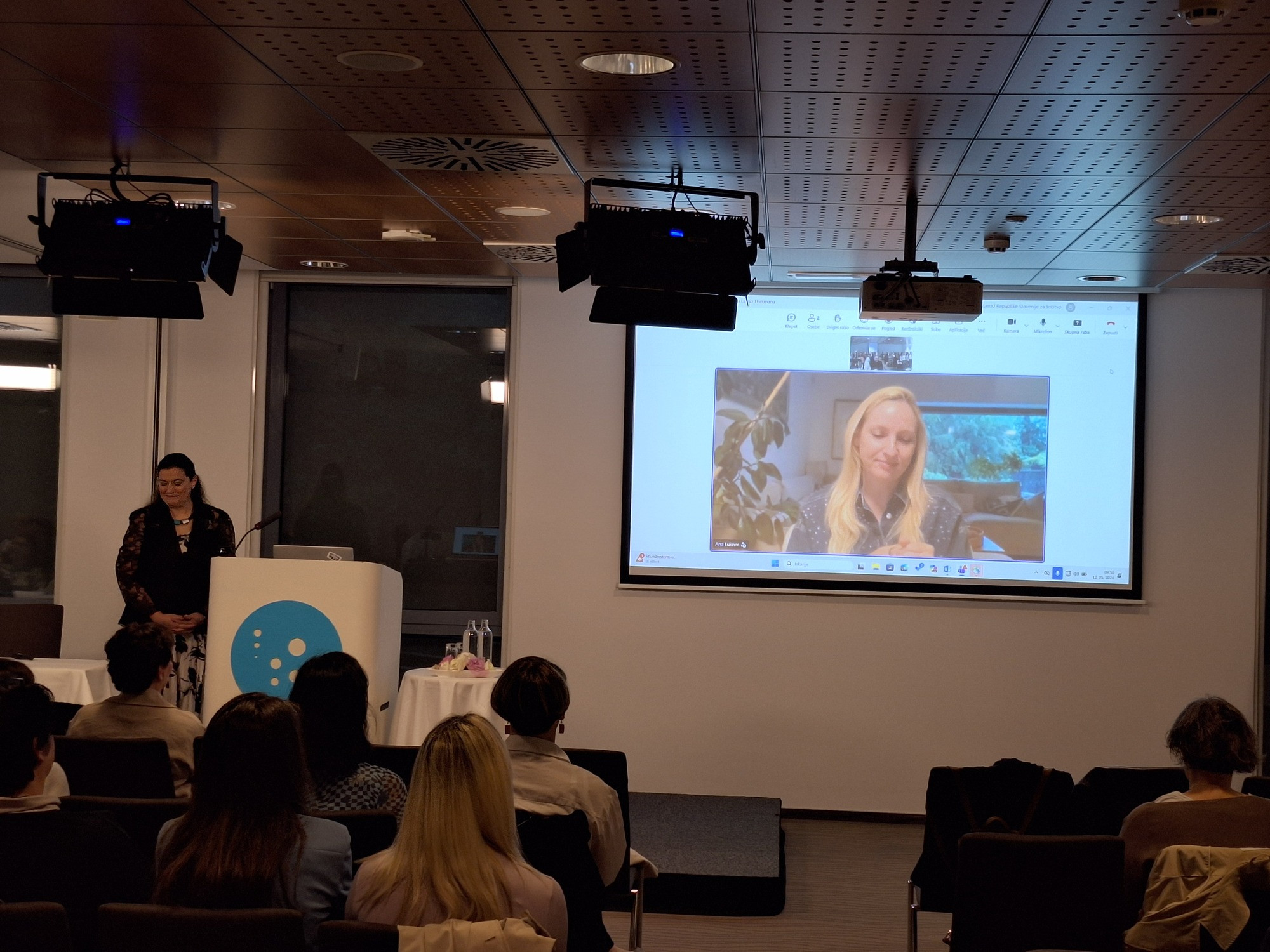 Ambasadorka inegritete med video nagovorom