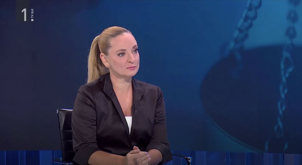 Predsednica Komisije Katarina Bervar Sternad v Odmevih
